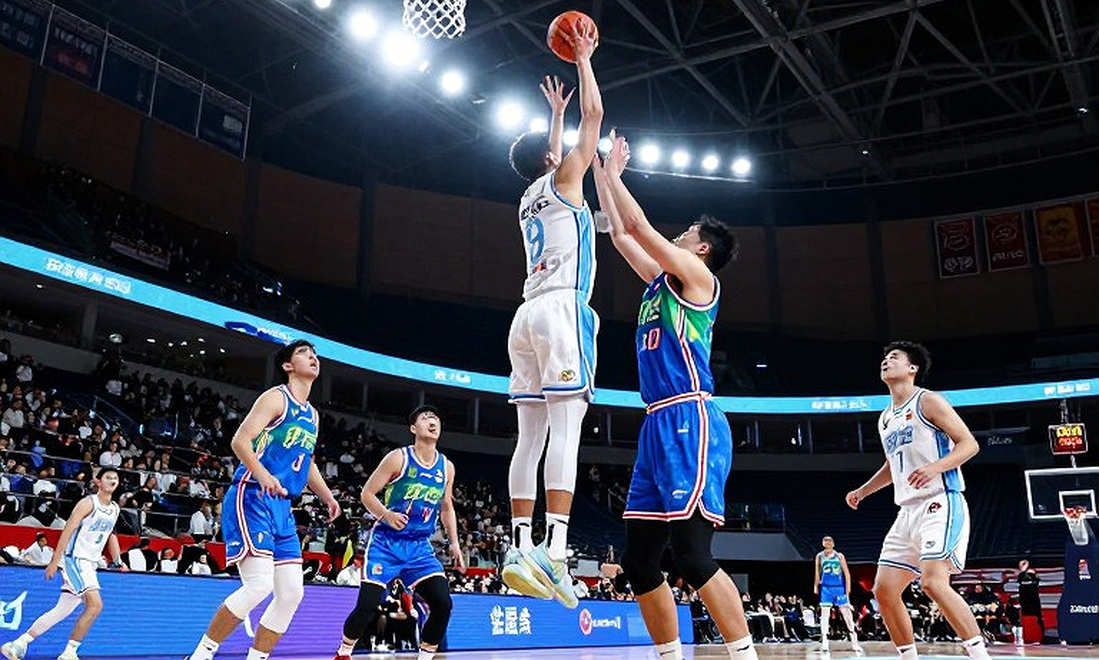 पाँच अंक, शून्य फील्ड गोल: PAOK की 65-62 जीत का बहीखाता